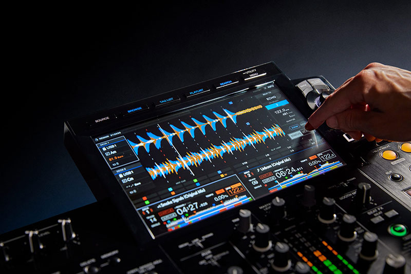 The 10.1-inch touch screen of Pioneer XDJ-RX3 all-in-one DJ system
